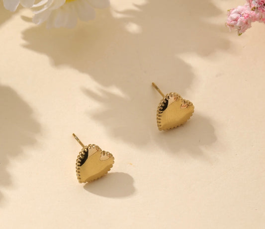 Boucles d'oreilles puces cœur